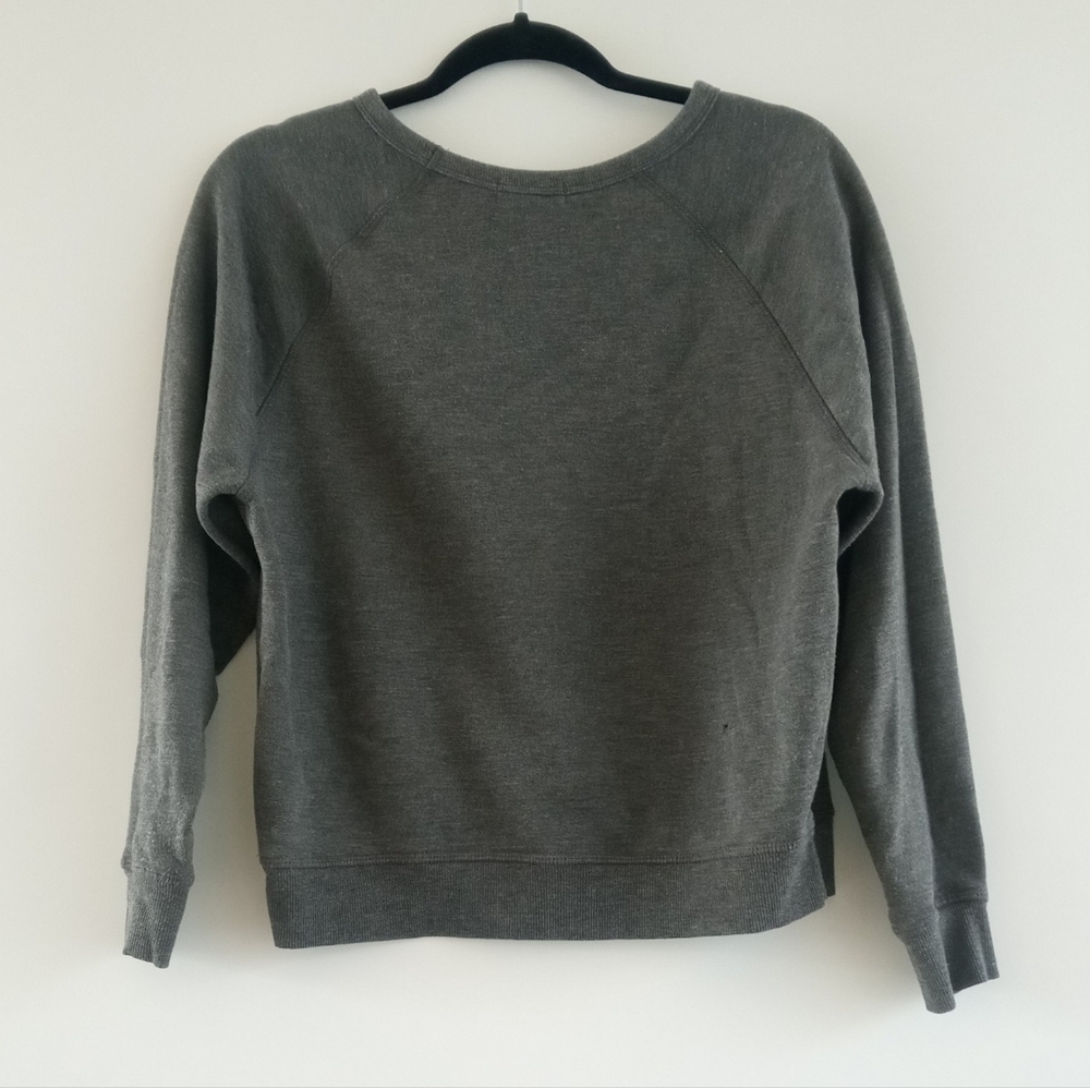 Grayson Threads Gray Good Vibes Graphic Pullover Sweatshirt Size Medium - Picture 5 of 12